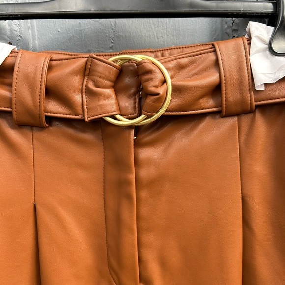 Hide the Label Jasmine Peg Leg Trouser, size 4 - Picture 6 of 13